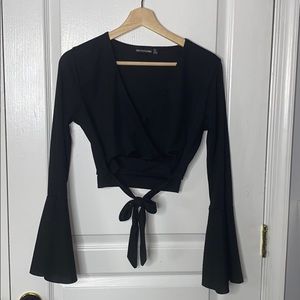 PRETTYLITTLETHING LONGSLEEVE SHIRT